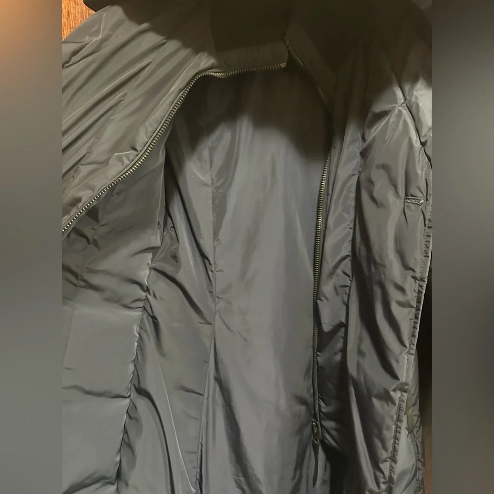 Mackage Leather Sleeves Navy Blue/Black PUFFER Jacket Size XS EUC - Picture 11 of 15